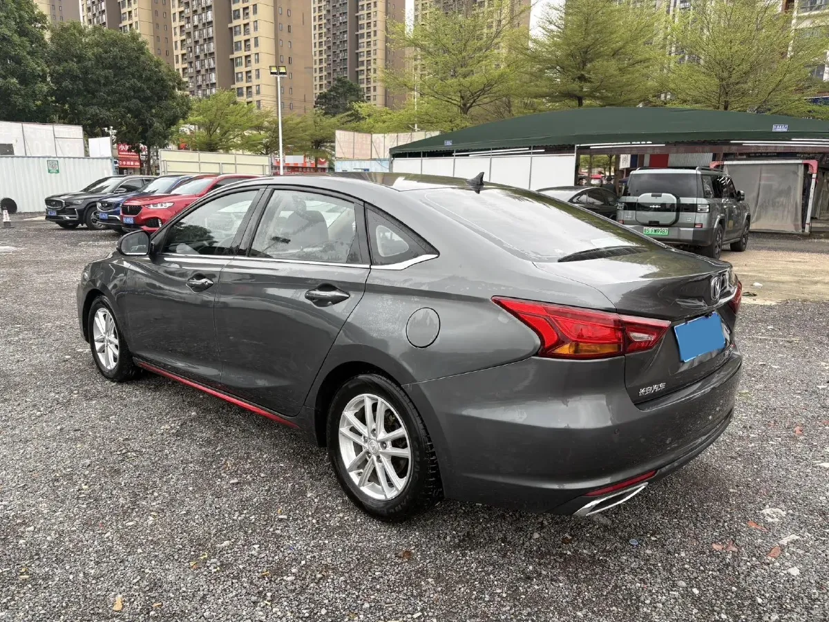 2021 ChangAn Raeton CC 1.5T 180HP L4 7DCT,autocango,china used car exporter,china ev exporter,chinese used car exporter,chinese used ev exporter