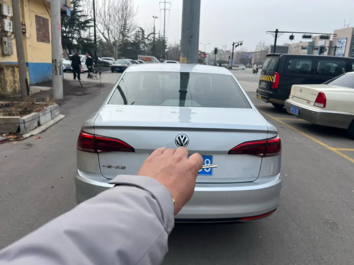 2020 Volkswagen Bora 1.5L 113HP L4 6AT,autocango,china used car exporter,china ev exporter,chinese used car exporter,chinese used ev exporter