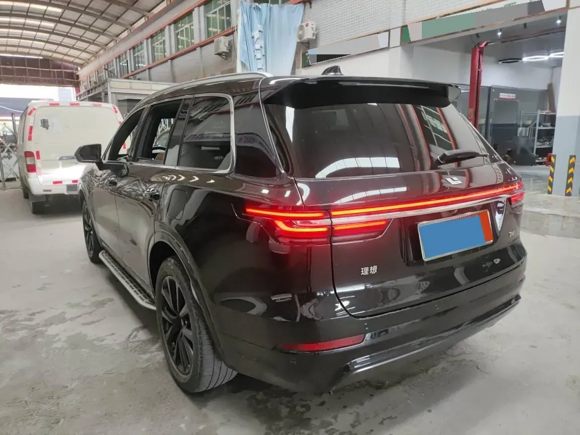 2020 Li ONE Range Extended 131HP REEV 40.5KWH,autocango,china used car exporter,china ev exporter,chinese used car exporter,chinese used ev exporter
