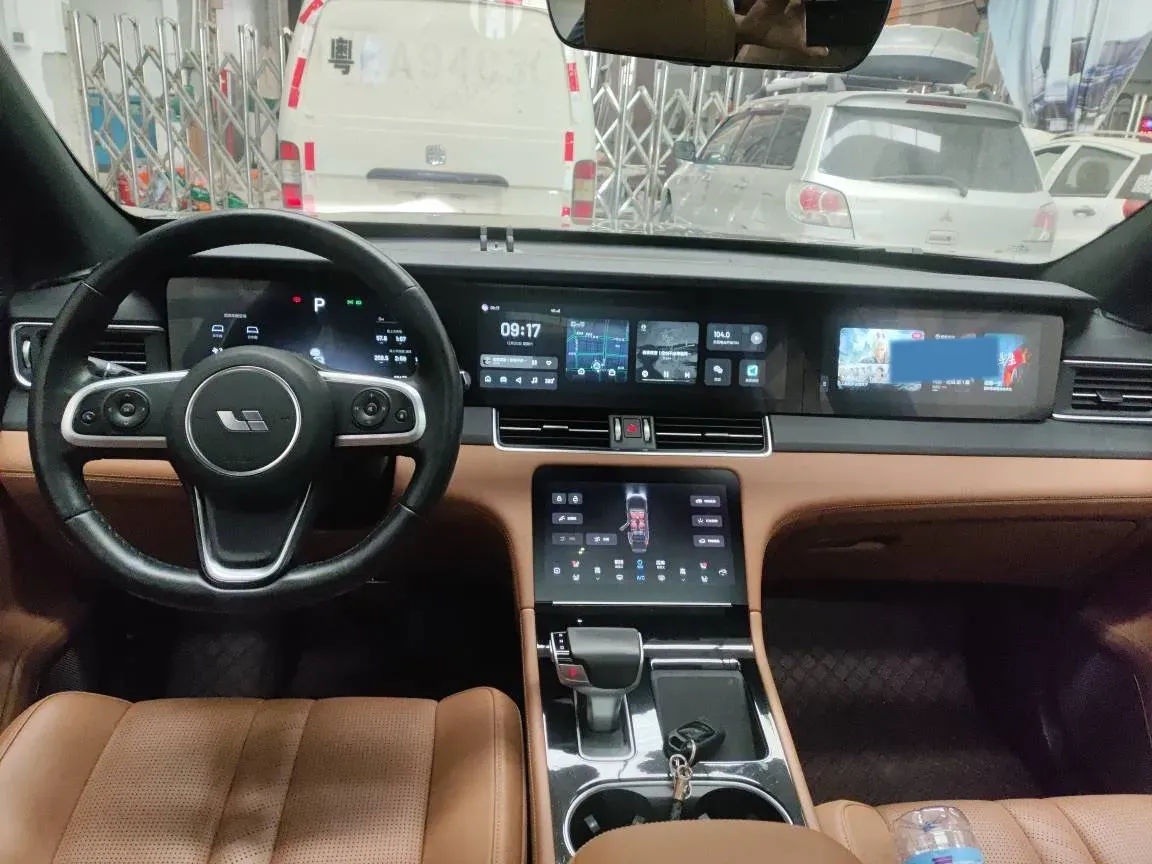 2020 Li ONE Range Extended 131HP REEV 40.5KWH,autocango,china used car exporter,china ev exporter,chinese used car exporter,chinese used ev exporter