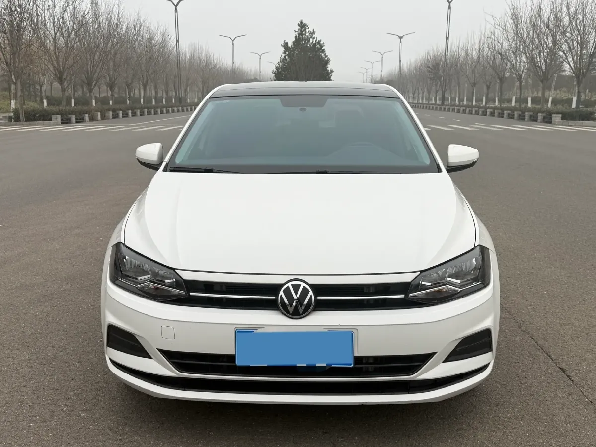 2023 Volkswagen Polo 1.5L 113HP L4 6AT,autocango,china used car exporter,china ev exporter,chinese used car exporter,chinese used ev exporter