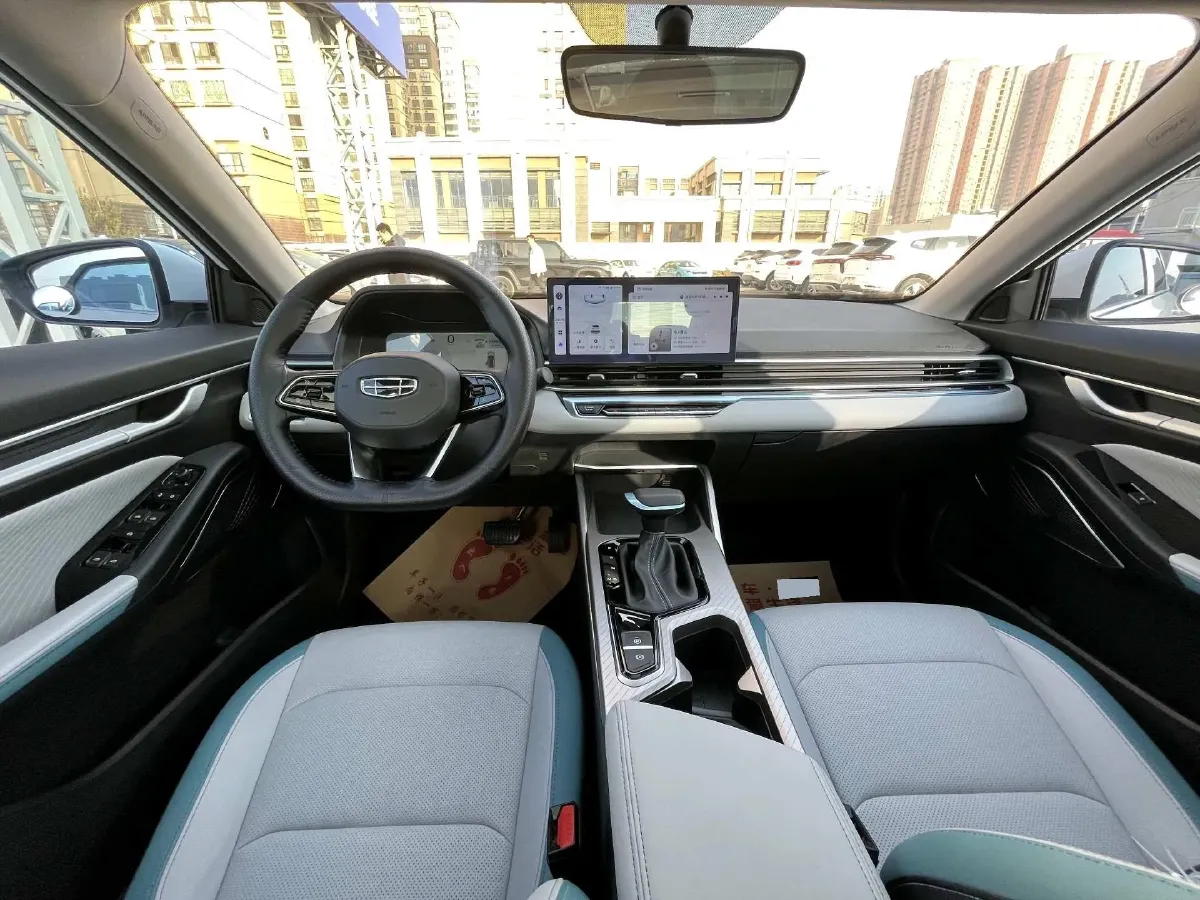 2022 Geely Emgrand 1.5L 114HP L4 CVT,autocango,china used car exporter,china ev exporter,chinese used car exporter,chinese used ev exporter