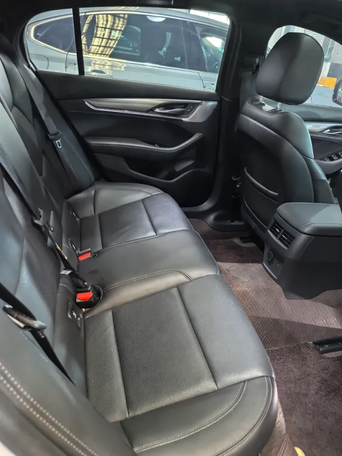 2023 Cadillac CT5 2.0T 237HP L4 10AT,autocango,china used car exporter,china ev exporter,chinese used car exporter,chinese used ev exporter