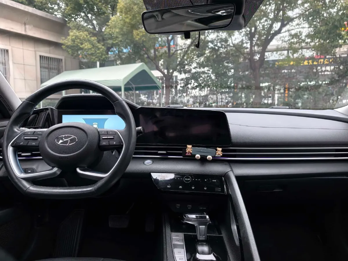 2021 Hyundai Elantra 1.5L 115HP L4 CVT,autocango,china used car exporter,china ev exporter,chinese used car exporter,chinese used ev exporter