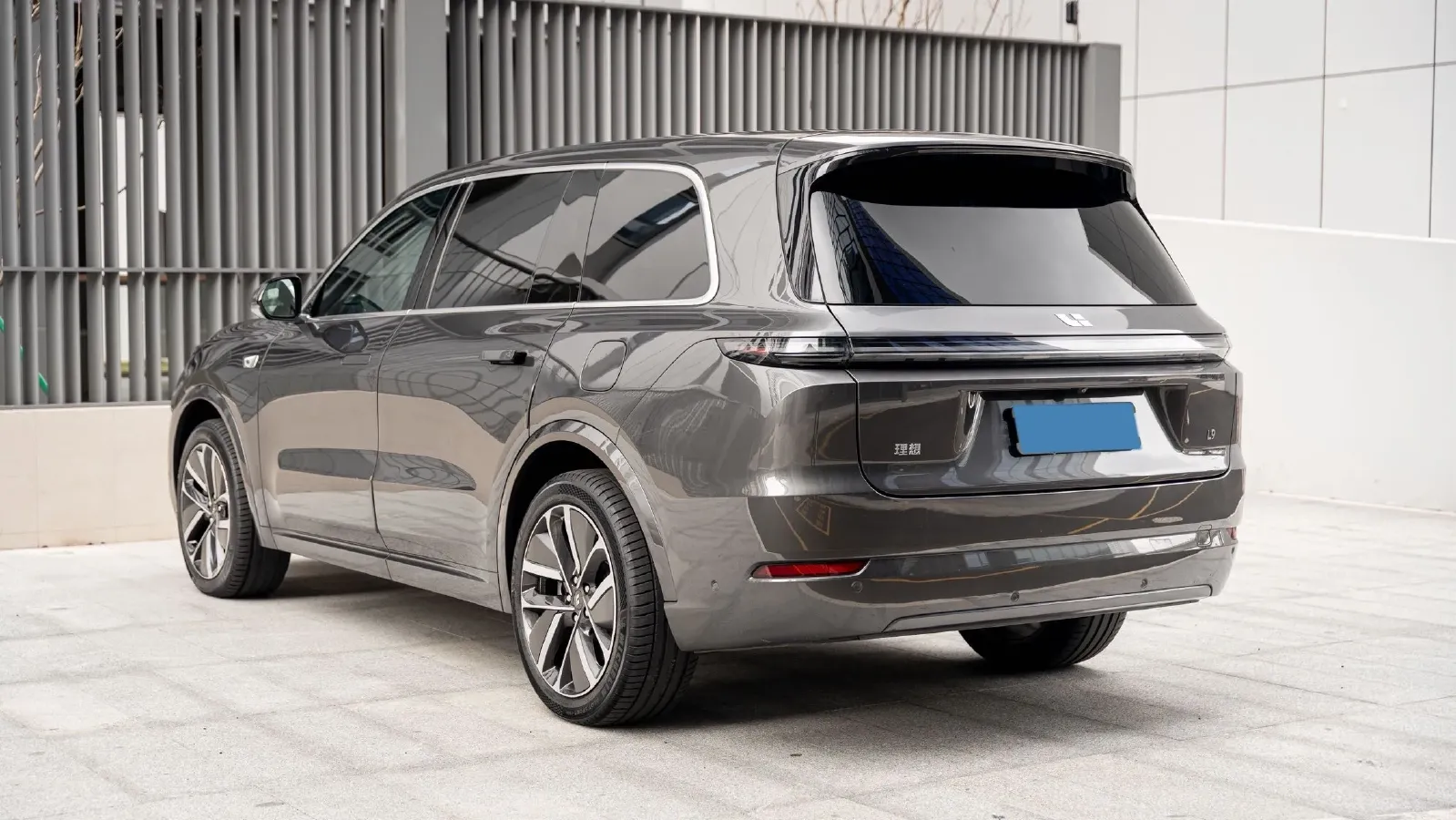 2022 Li L9 Range Extended 154HP REEV 42.6KWH,autocango,china used car exporter,china ev exporter,chinese used car exporter,chinese used ev exporter
