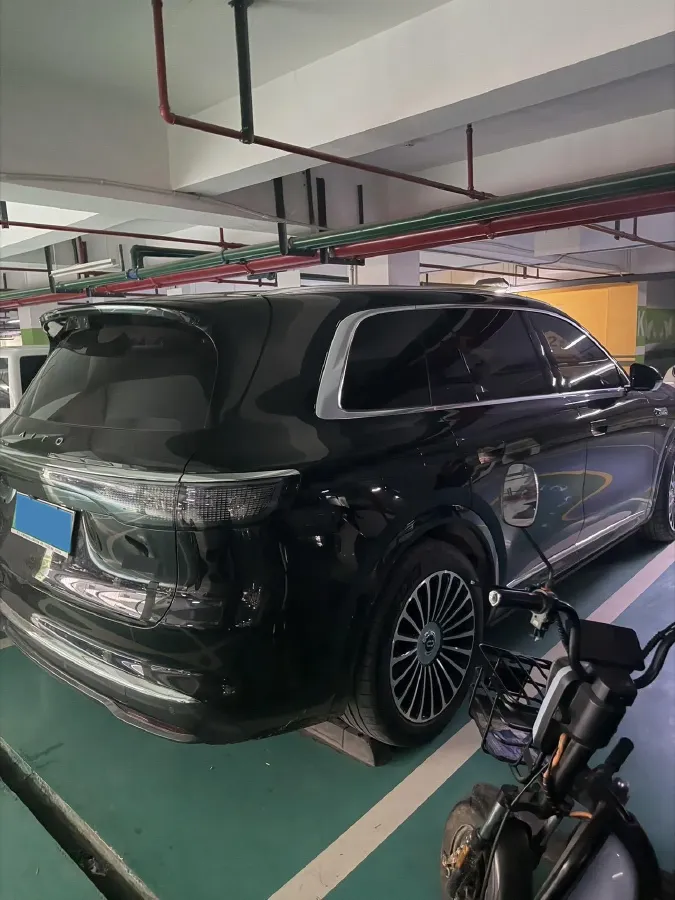 2025 AITO AITO M8 REEV 160HP REEV 53.4KWH,autocango,china used car exporter,china ev exporter,chinese used car exporter,chinese used ev exporter