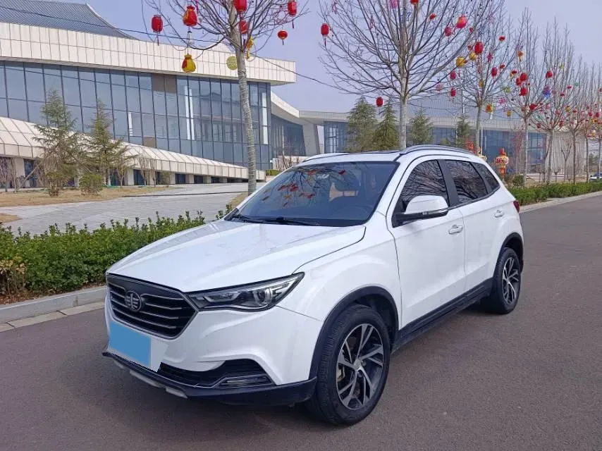 2019 Bestune X40 1.6L 114HP L4 6AT,autocango,china used car exporter,china ev exporter,chinese used car exporter,chinese used ev exporter