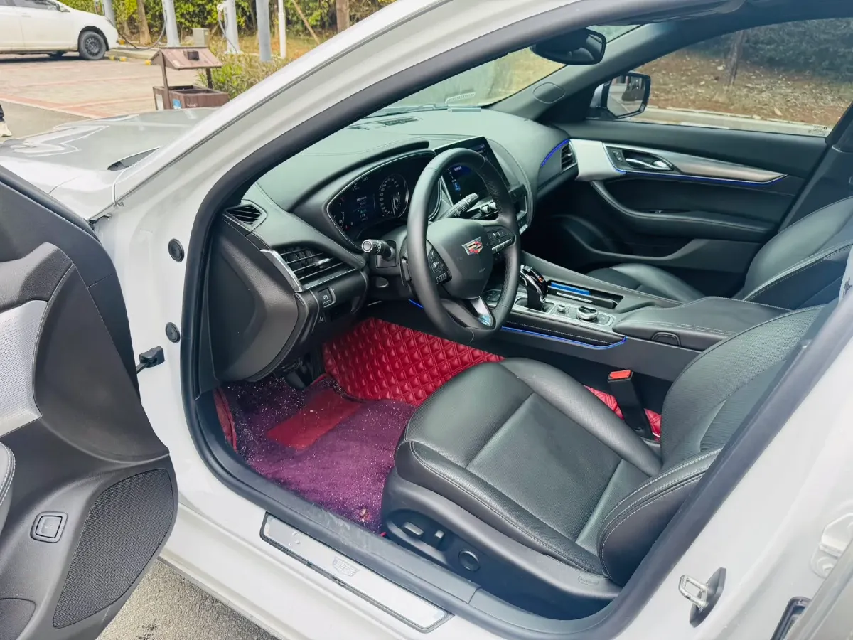 2021 Cadillac CT5 2.0T 237HP L4 10AT,autocango,china used car exporter,china ev exporter,chinese used car exporter,chinese used ev exporter