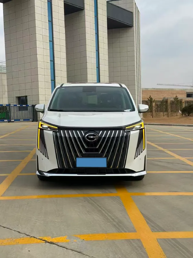 2024 GAC Trumpchi M8 2.0T 252HP L4 8AT,autocango,china used car exporter,china ev exporter,chinese used car exporter,chinese used ev exporter