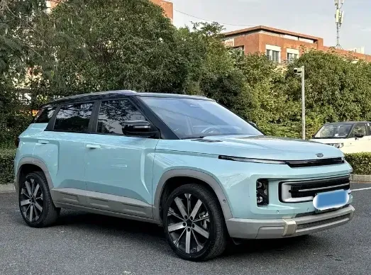 2023 Geely ICON 1.5T 181HP L4 7DCT,autocango,china used car exporter,china ev exporter,chinese used car exporter,chinese used ev exporter