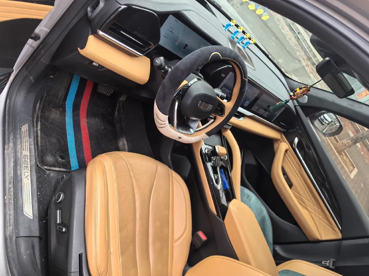 2024 Geely Monjaro 1.5T 163HP L4 3DHT Hybrid,autocango,china used car exporter,china ev exporter,chinese used car exporter,chinese used ev exporter