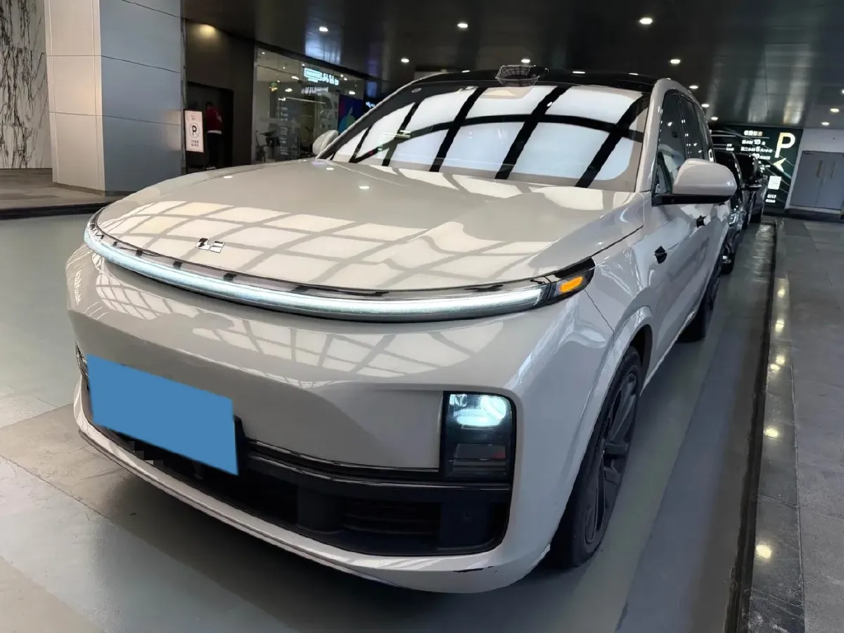 2022 Li L9 Range Extended 154HP REEV 42.6KWH,autocango,china used car exporter,china ev exporter,chinese used car exporter,chinese used ev exporter