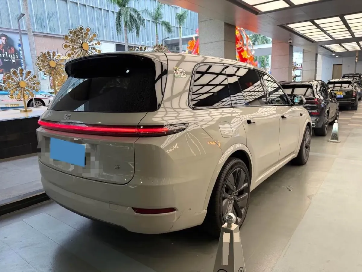 2022 Li L9 Range Extended 154HP REEV 42.6KWH,autocango,china used car exporter,china ev exporter,chinese used car exporter,chinese used ev exporter