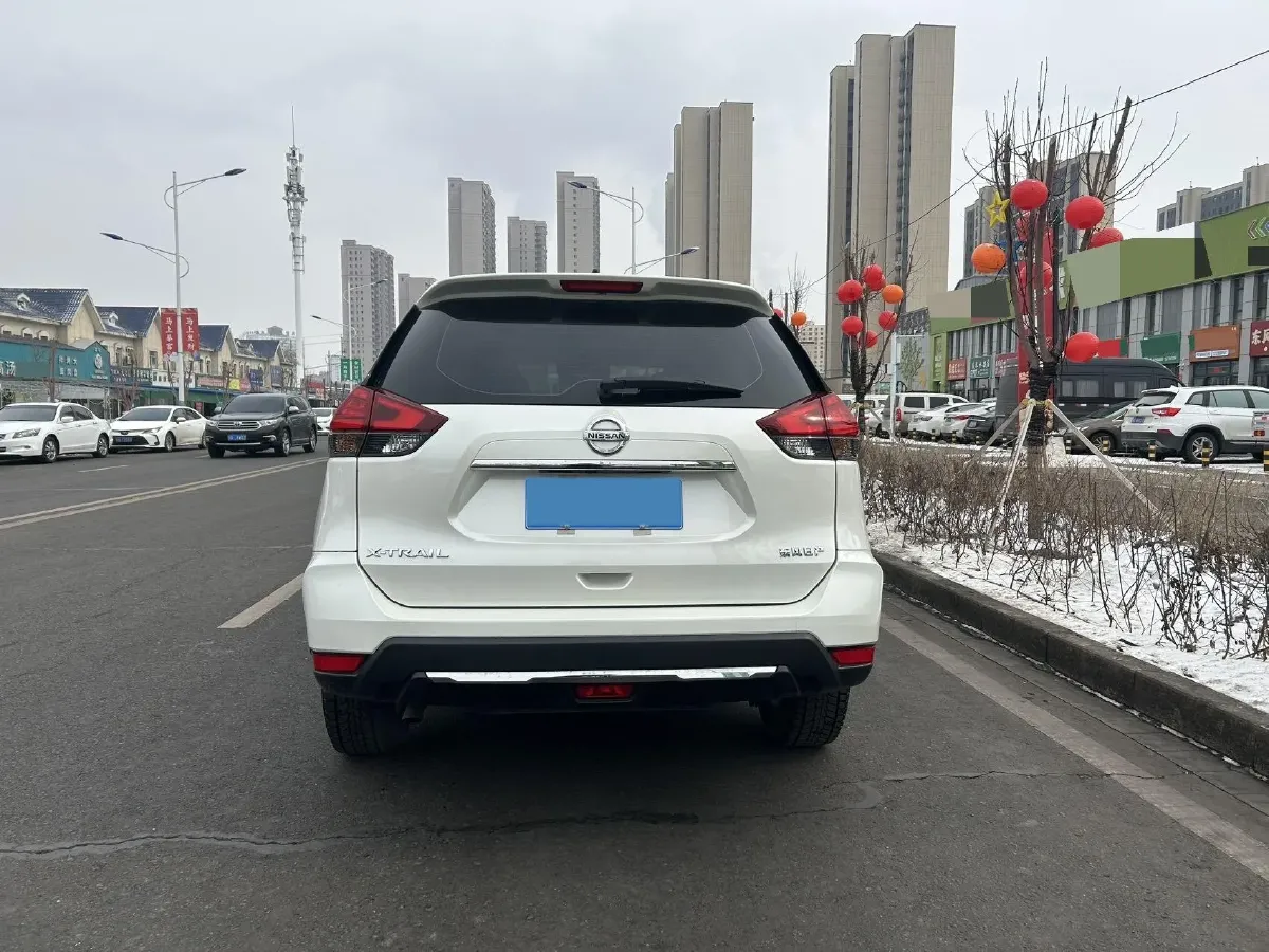 2023 Nissan X-Trail 2.0L 151HP L4 CVT,autocango,china used car exporter,china ev exporter,chinese used car exporter,chinese used ev exporter