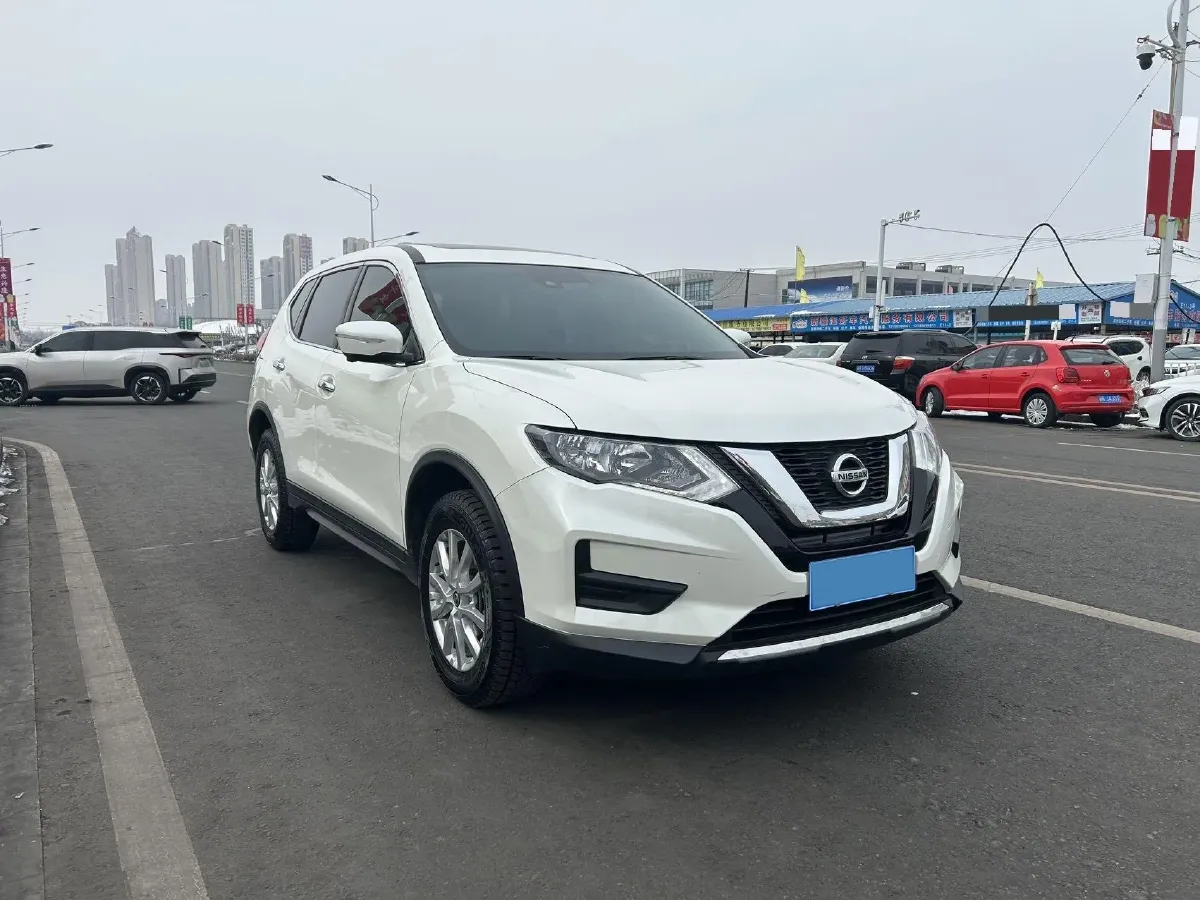 2023 Nissan X-Trail 2.0L 151HP L4 CVT,autocango,china used car exporter,china ev exporter,chinese used car exporter,chinese used ev exporter