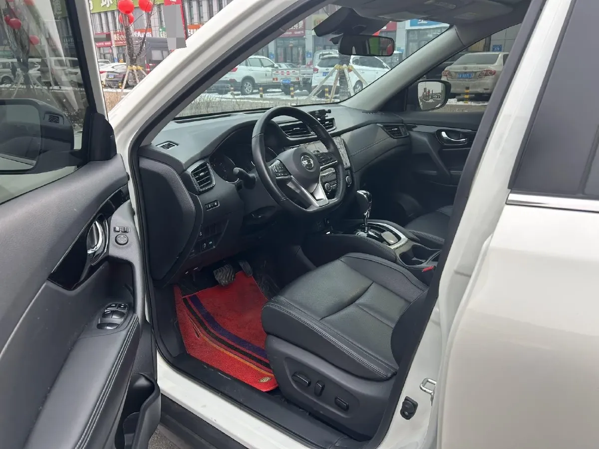 2023 Nissan X-Trail 2.0L 151HP L4 CVT,autocango,china used car exporter,china ev exporter,chinese used car exporter,chinese used ev exporter