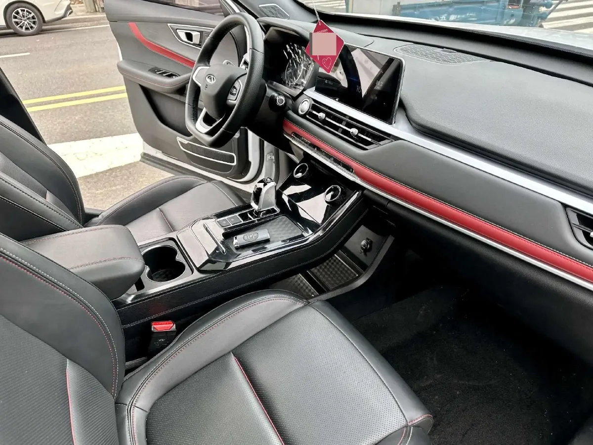 2023 Chery Tiggo 7 1.5T 156HP L4 CVT,autocango,china used car exporter,china ev exporter,chinese used car exporter,chinese used ev exporter