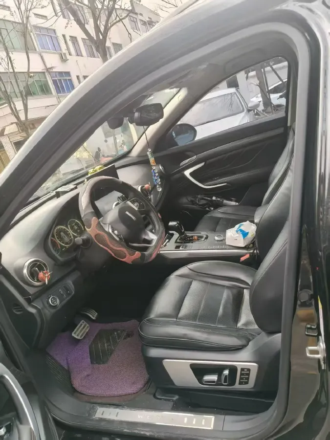 2017 WEY VV7 2.0T 234HP L4 7DCT,autocango,china used car exporter,china ev exporter,chinese used car exporter,chinese used ev exporter