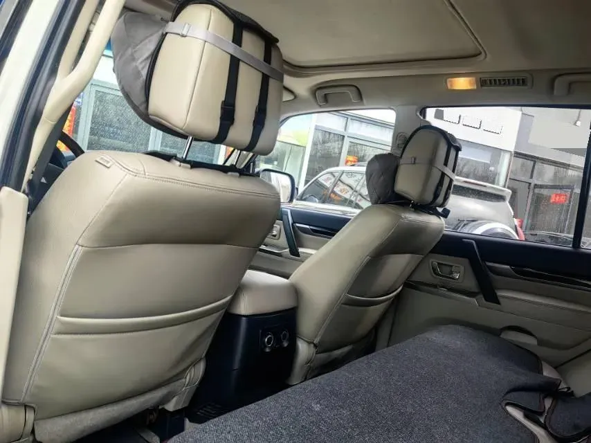 2017 Honda Jade 1.8L 141HP L4 5AT,autocango,china used car exporter,china ev exporter,chinese used car exporter,chinese used ev exporter