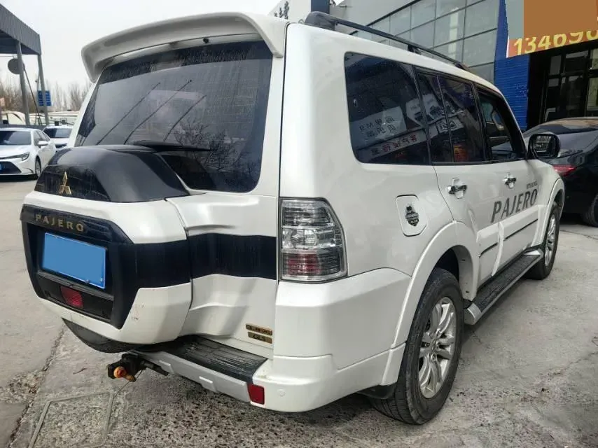 2017 Honda Jade 1.8L 141HP L4 5AT,autocango,china used car exporter,china ev exporter,chinese used car exporter,chinese used ev exporter