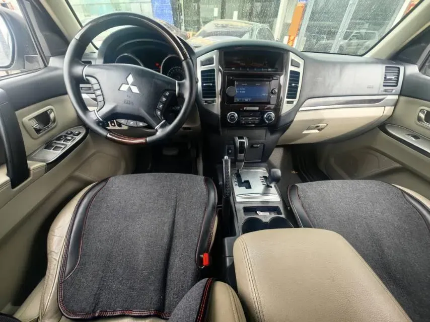 2017 Honda Jade 1.8L 141HP L4 5AT,autocango,china used car exporter,china ev exporter,chinese used car exporter,chinese used ev exporter