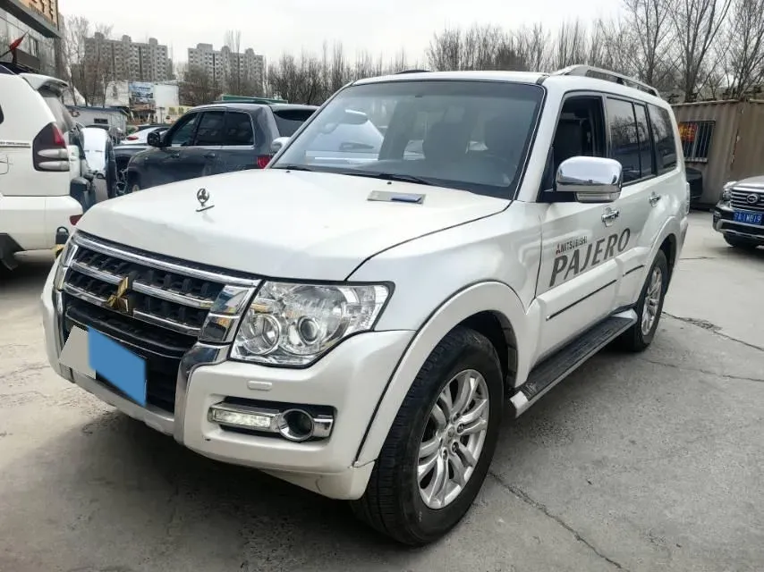 2017 Honda Jade 1.8L 141HP L4 5AT,autocango,china used car exporter,china ev exporter,chinese used car exporter,chinese used ev exporter