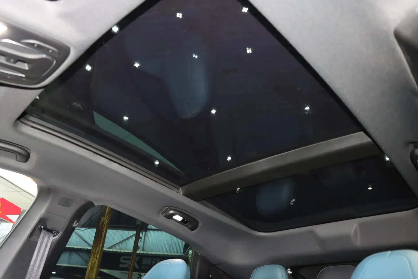 2025 MG 7 2.0T 261HP L4 9AT,autocango,china used car exporter,china ev exporter,chinese used car exporter,chinese used ev exporter