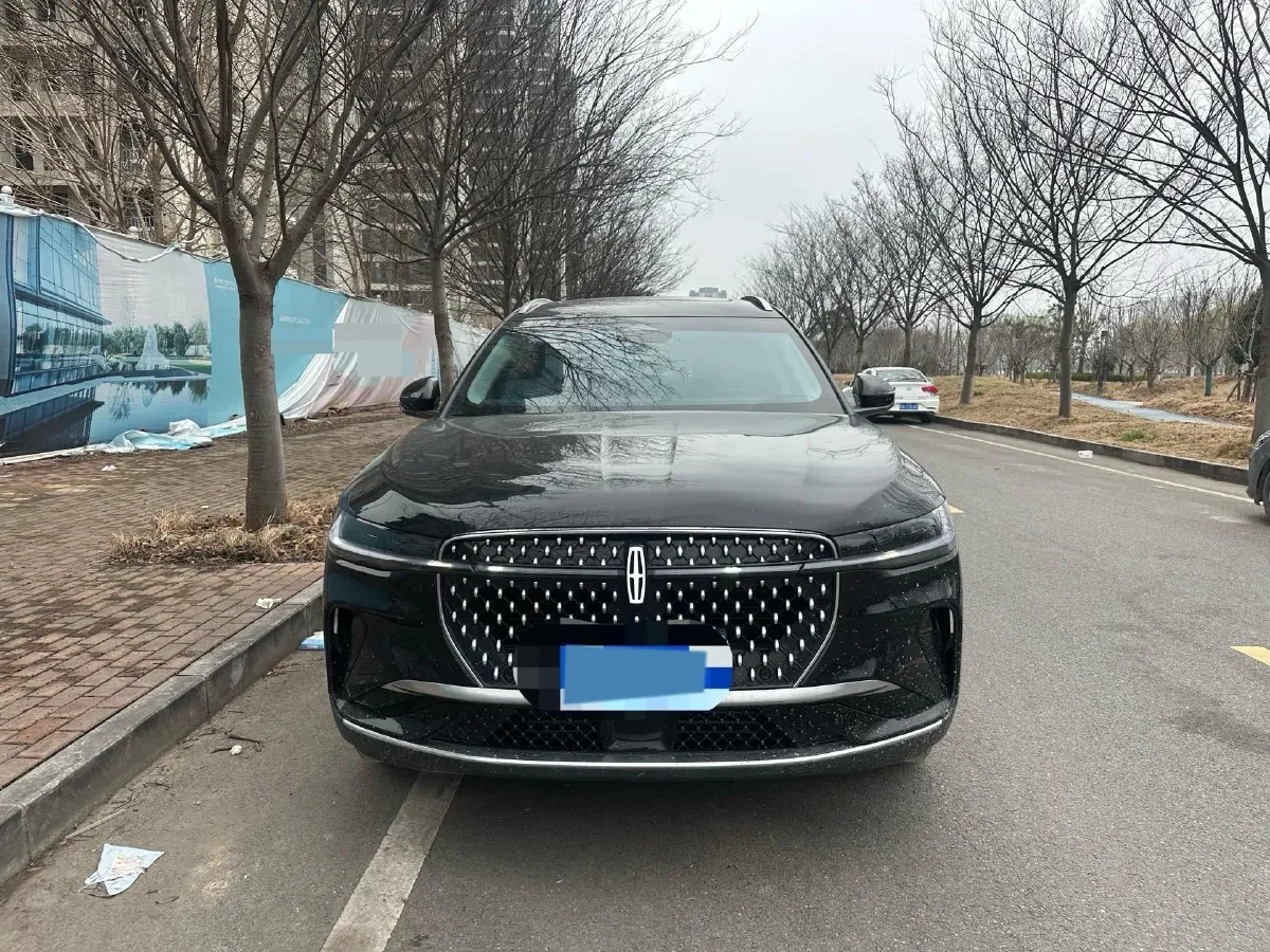 2024 Lincoln Corsair 2.0T 261HP L4 8AT,autocango,china used car exporter,china ev exporter,chinese used car exporter,chinese used ev exporter