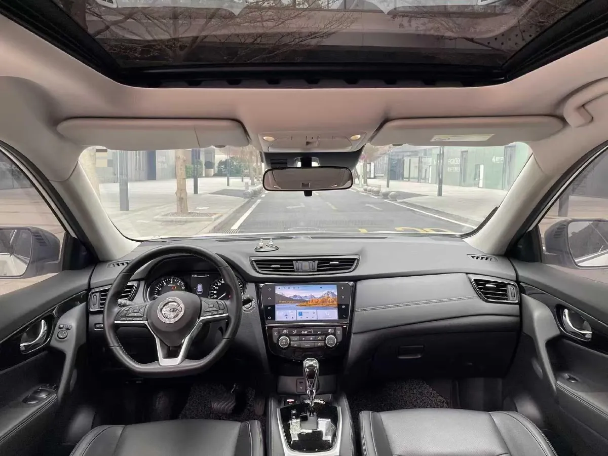 2023 Nissan X-Trail 2.0L 151HP L4 CVT,autocango,china used car exporter,china ev exporter,chinese used car exporter,chinese used ev exporter