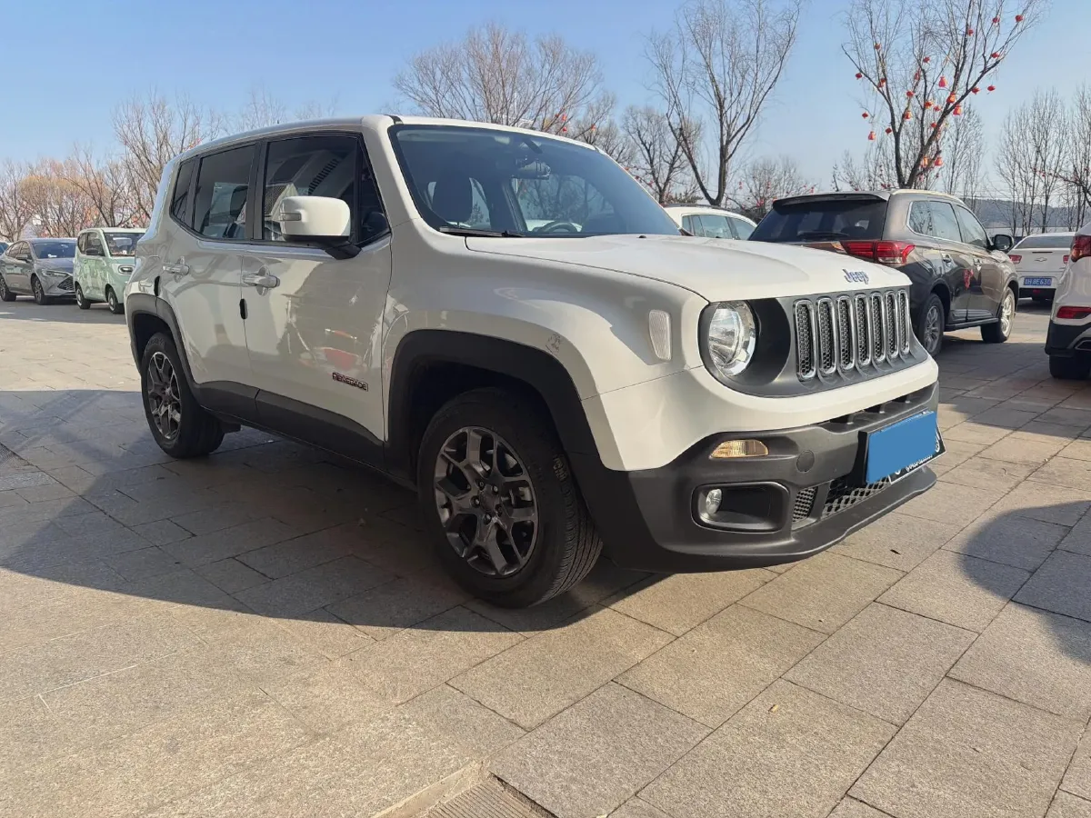 2018 Jeep Renegade 1.4T 150HP L4 7DCT,autocango,china used car exporter,china ev exporter,chinese used car exporter,chinese used ev exporter