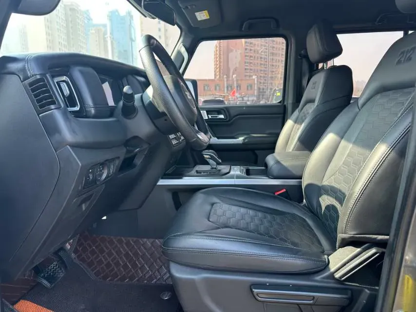 2024 212 212 T01 2.0T 252HP L4 8AT,autocango,china used car exporter,china ev exporter,chinese used car exporter,chinese used ev exporter