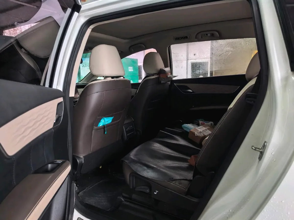 2022 Exceed LXC-DM 1.5T 156HP L4 3DHT PHEV 19.27KWH,autocango,china used car exporter,china ev exporter,chinese used car exporter,chinese used ev exporter