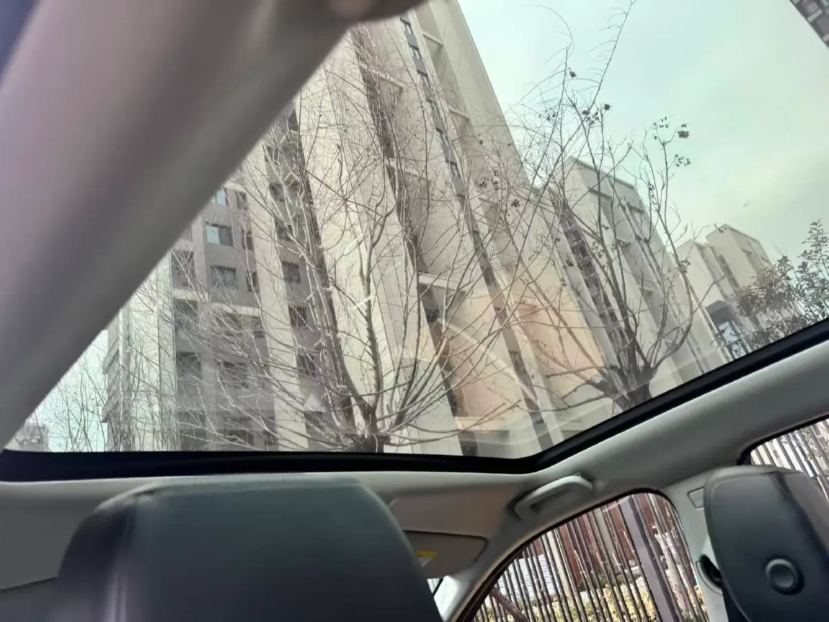 2018 Land Rover Discovery Sport 2.0T 241HP L4 9AT,autocango,china used car exporter,china ev exporter,chinese used car exporter,chinese used ev exporter