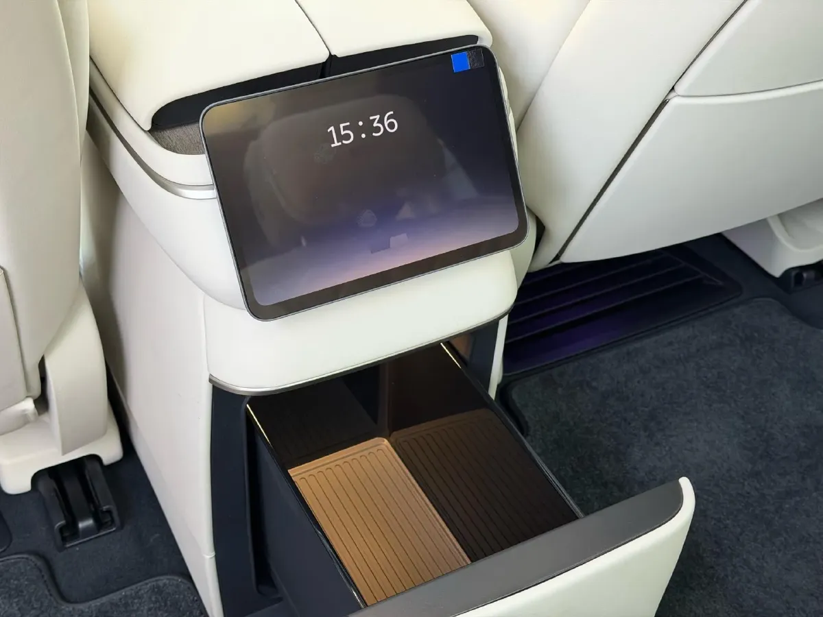 2026 NIO ES8 BEV,autocango,china used car exporter,china ev exporter,chinese used car exporter,chinese used ev exporter