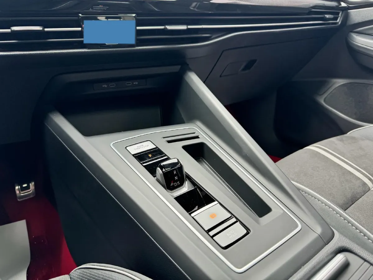 2023 Volkswagen Golf 1.4T 150HP L4 7DCT,autocango,china used car exporter,china ev exporter,chinese used car exporter,chinese used ev exporter