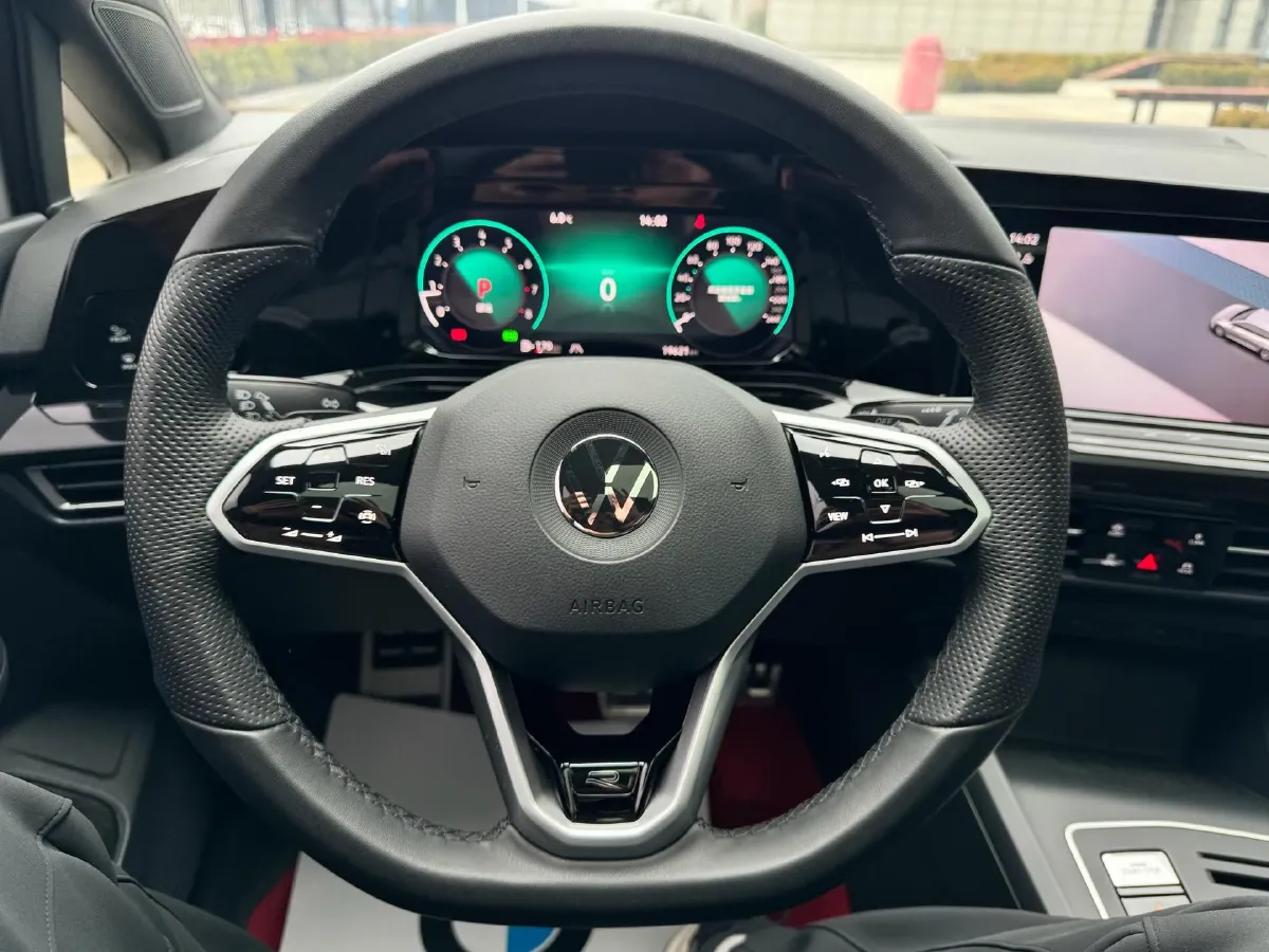 2023 Volkswagen Golf 1.4T 150HP L4 7DCT,autocango,china used car exporter,china ev exporter,chinese used car exporter,chinese used ev exporter