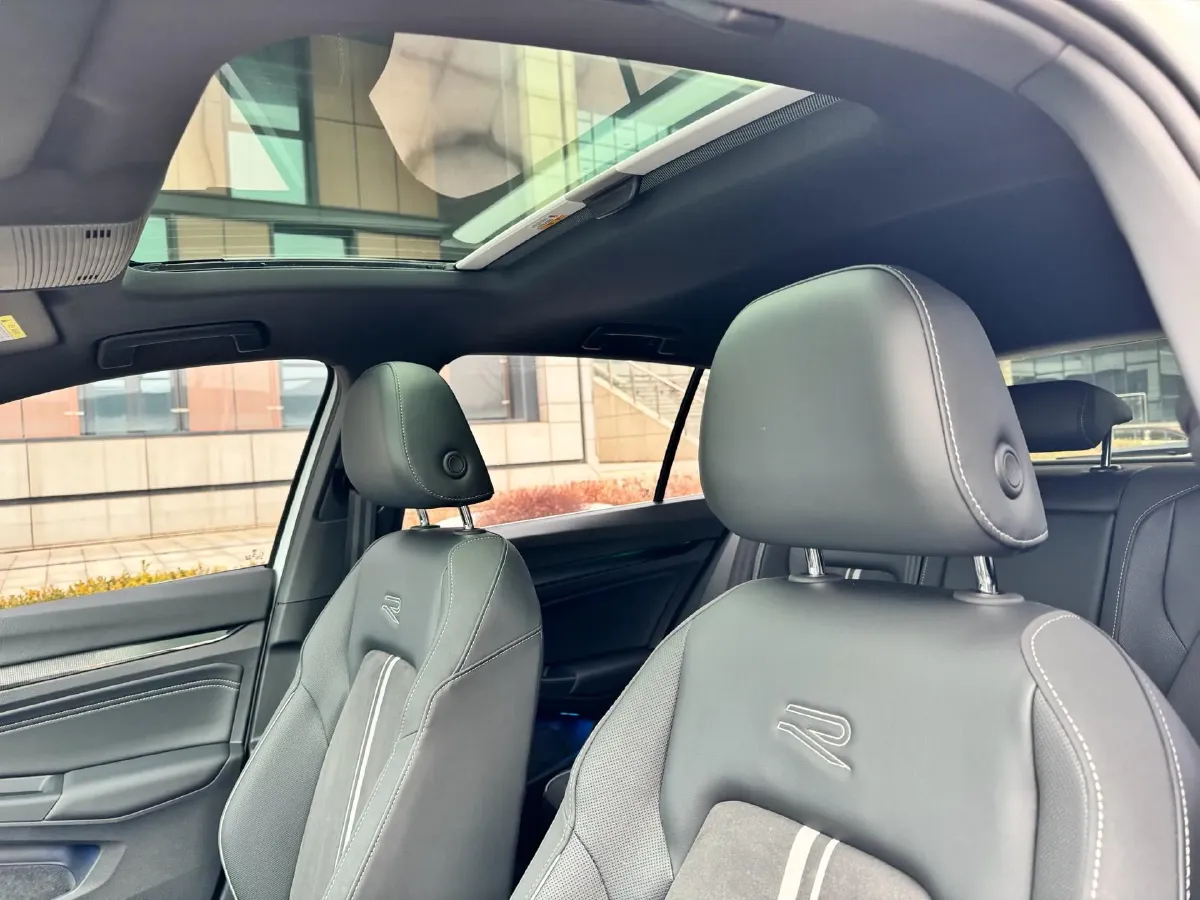 2023 Volkswagen Golf 1.4T 150HP L4 7DCT,autocango,china used car exporter,china ev exporter,chinese used car exporter,chinese used ev exporter