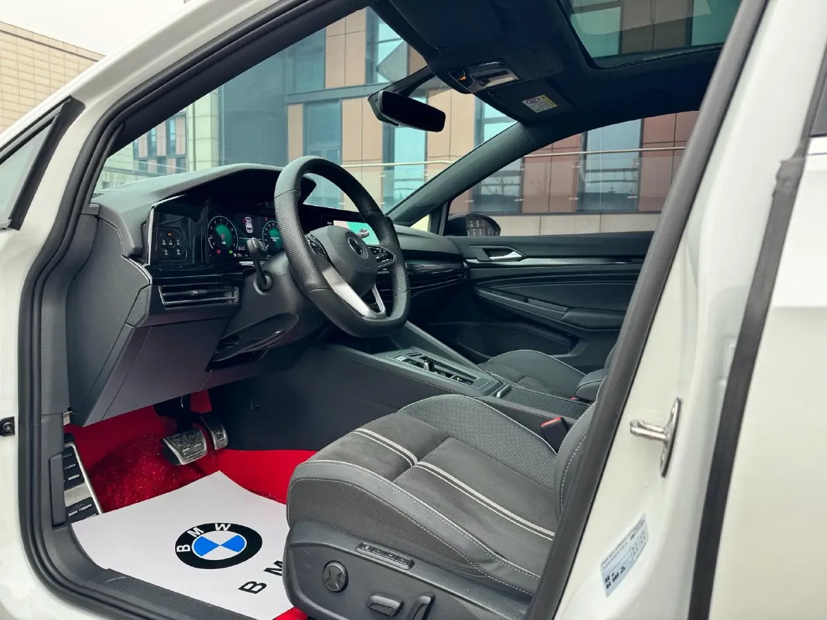 2023 Volkswagen Golf 1.4T 150HP L4 7DCT,autocango,china used car exporter,china ev exporter,chinese used car exporter,chinese used ev exporter