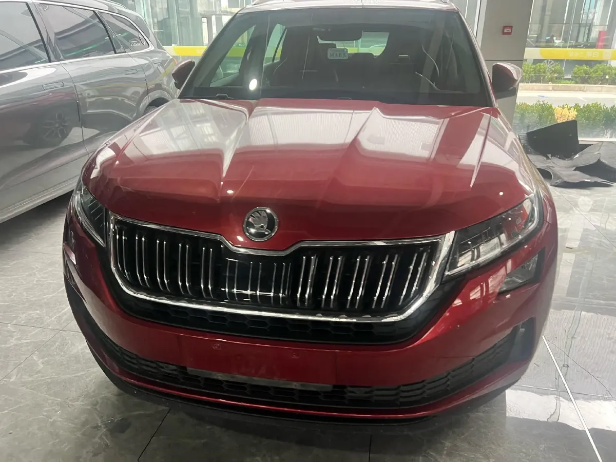2019 Skoda Kodiak GT 2.0T 220HP L4 7DCT,autocango,china used car exporter,china ev exporter,chinese used car exporter,chinese used ev exporter