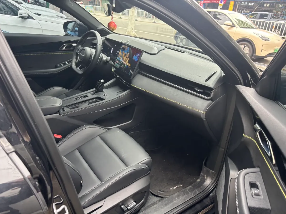 2023 Haval H5 2.0T 224HP L4 8AT,autocango,china used car exporter,china ev exporter,chinese used car exporter,chinese used ev exporter