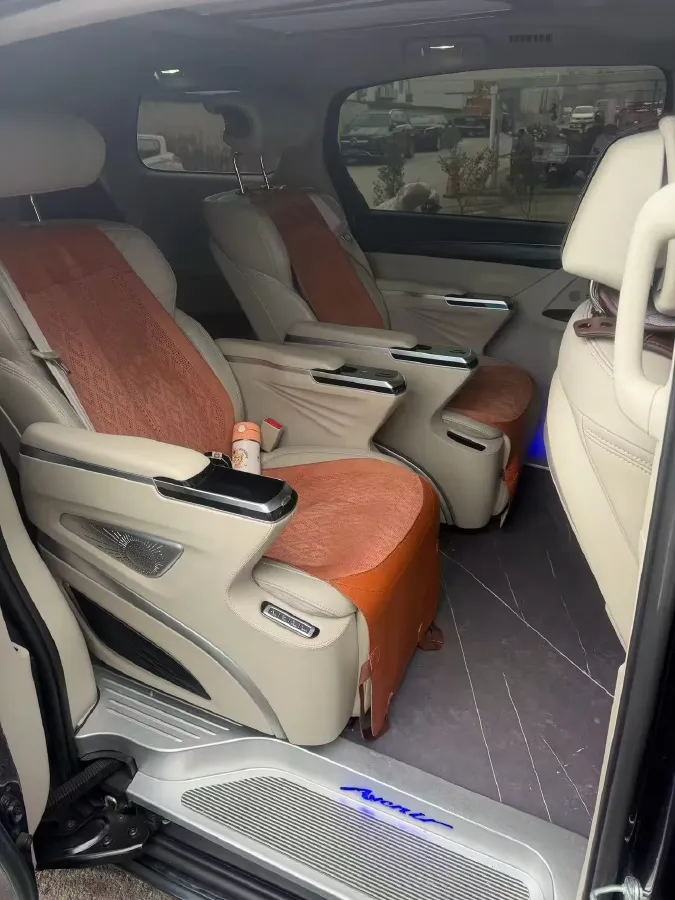 2023 Buick GL8 2.0T 237HP L4 9AT,autocango,china used car exporter,china ev exporter,chinese used car exporter,chinese used ev exporter