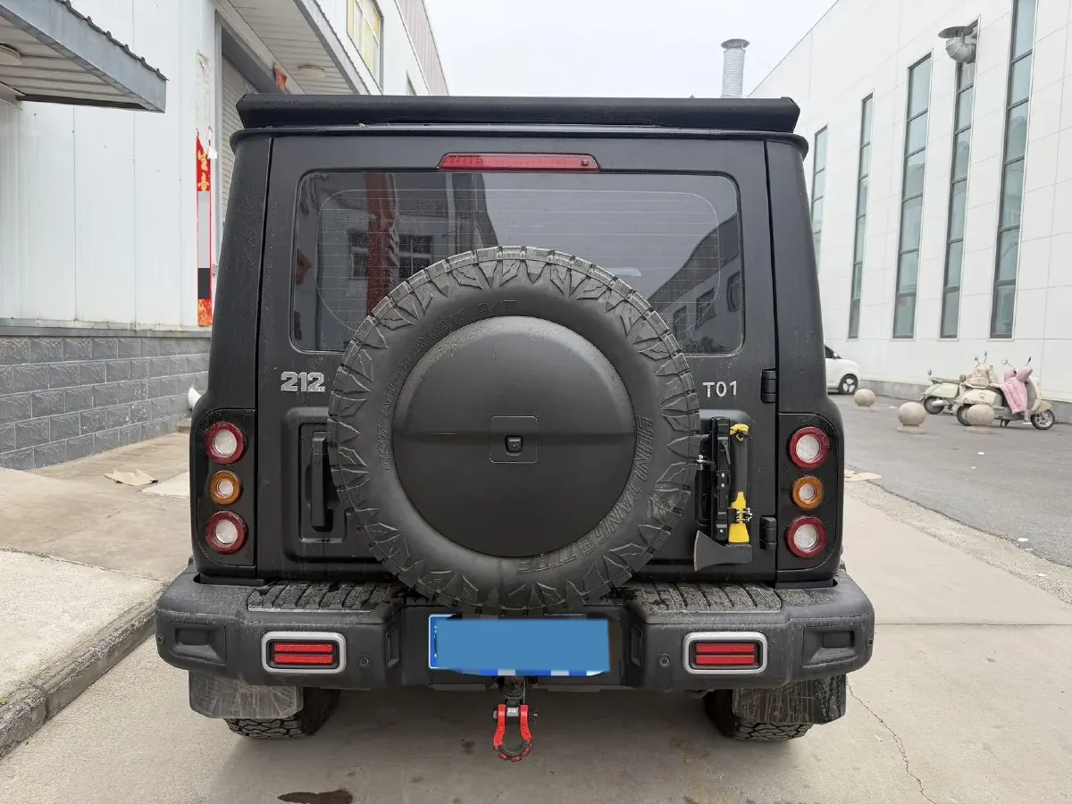 2025 212 212 T01 2.0T 252HP L4 8AT,autocango,china used car exporter,china ev exporter,chinese used car exporter,chinese used ev exporter