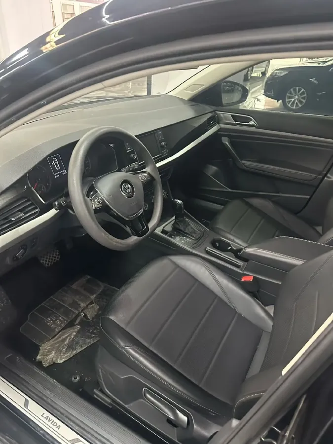 2019 Volkswagen Lavida 1.5L 116HP L4 6AT,autocango,china used car exporter,china ev exporter,chinese used car exporter,chinese used ev exporter