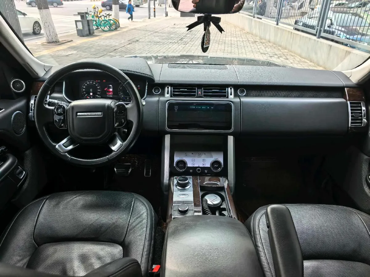 2022 Land Rover Range Rover 3.0T 360HP L6 8AT,autocango,china used car exporter,china ev exporter,chinese used car exporter,chinese used ev exporter