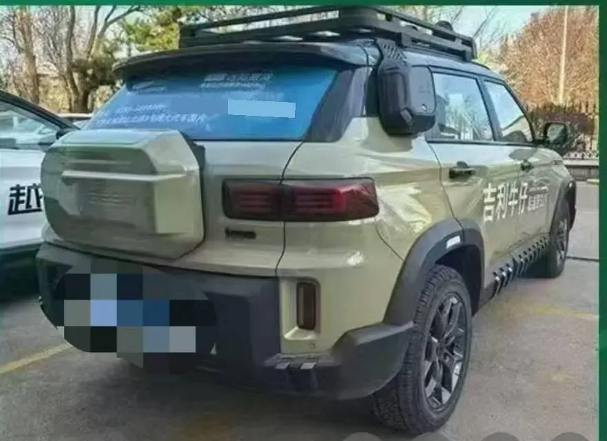 2025 Geely Cowboy 1.5T 181HP L4 7DCT,autocango,china used car exporter,china ev exporter,chinese used car exporter,chinese used ev exporter