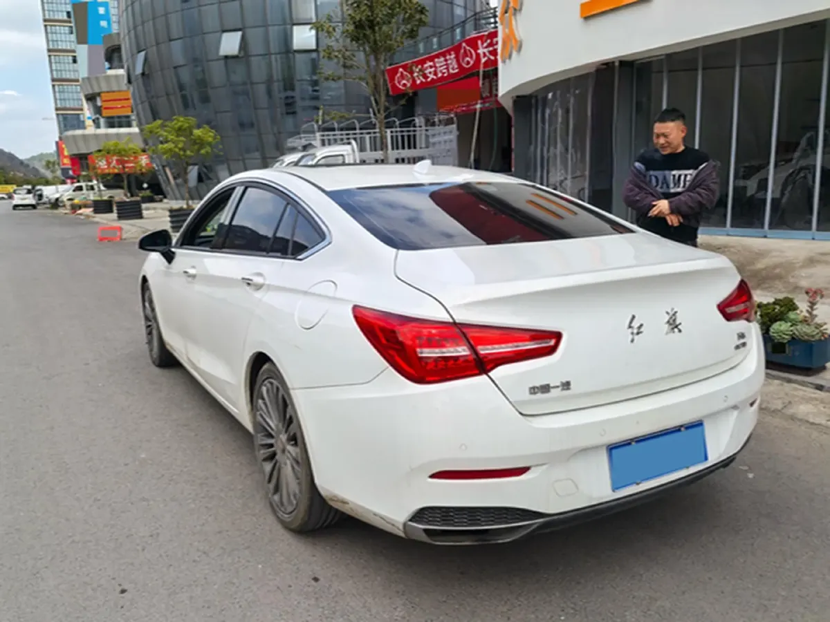 2020 HongQi H5 1.8T 197HP L4 6AT,autocango,china used car exporter,china ev exporter,chinese used car exporter,chinese used ev exporter