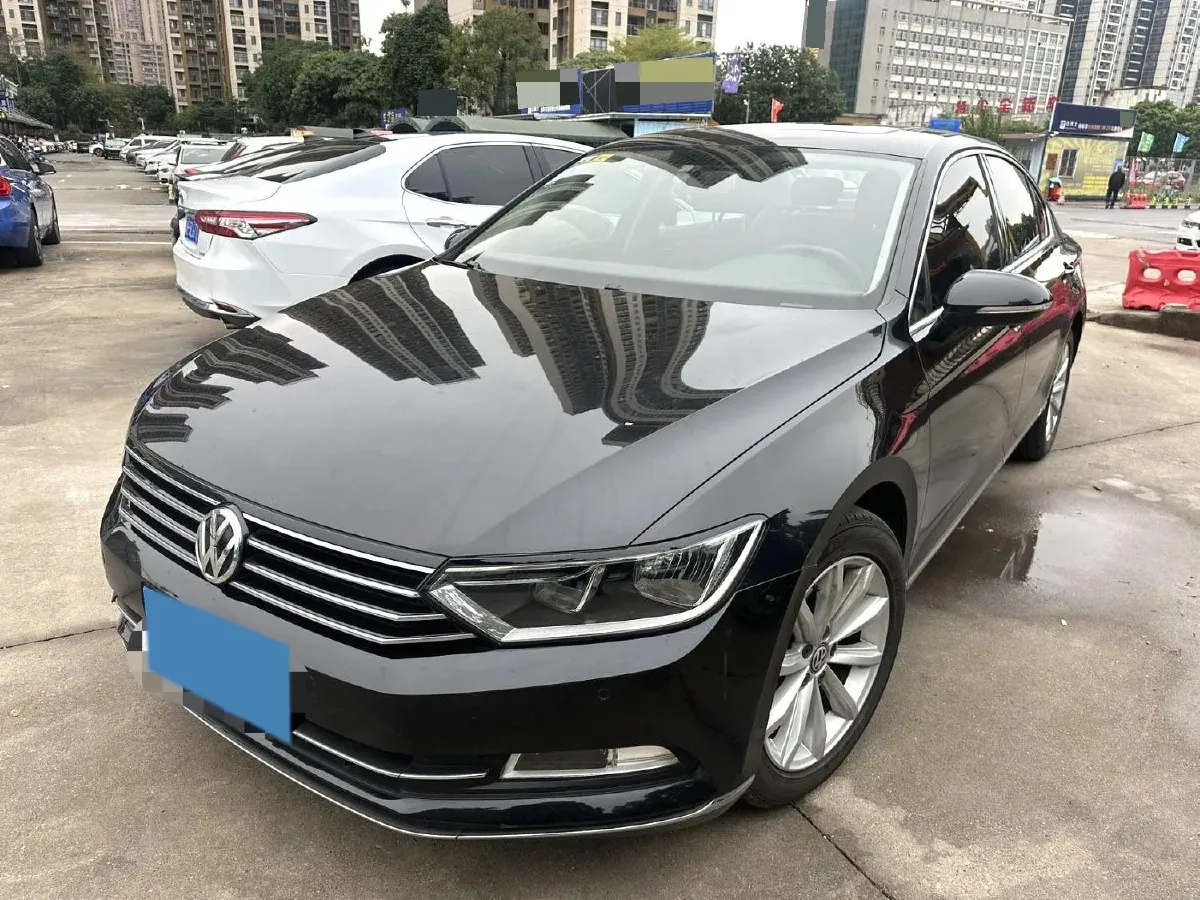 2018 Volkswagen Magotan 1.8T 180HP L4 7DCT,autocango,china used car exporter,china ev exporter,chinese used car exporter,chinese used ev exporter