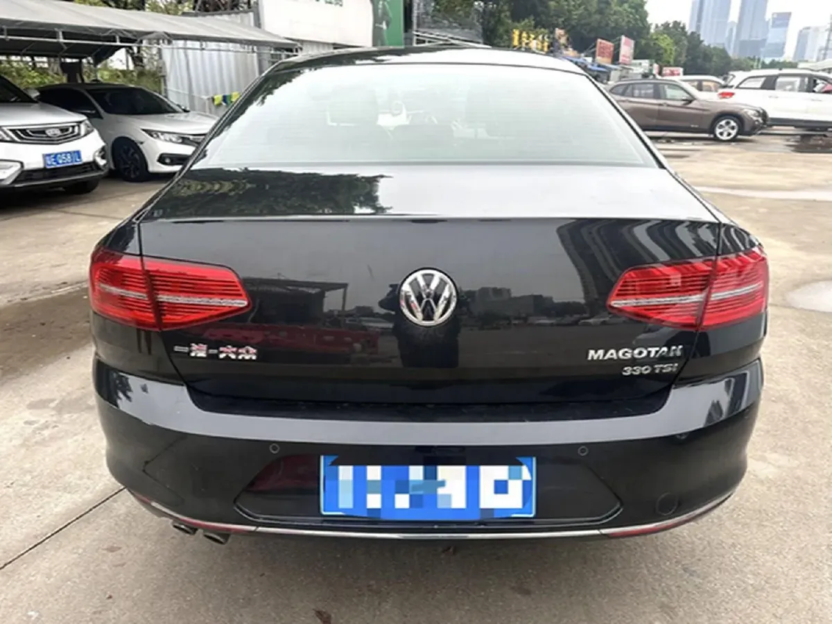 2018 Volkswagen Magotan 1.8T 180HP L4 7DCT,autocango,china used car exporter,china ev exporter,chinese used car exporter,chinese used ev exporter