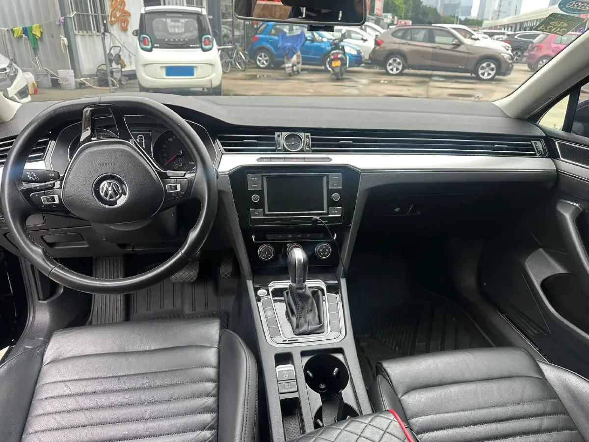2018 Volkswagen Magotan 1.8T 180HP L4 7DCT,autocango,china used car exporter,china ev exporter,chinese used car exporter,chinese used ev exporter
