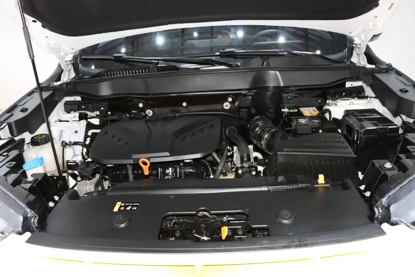 2022 Haval H6S 2.0T 211HP L4 7DCT,autocango,china used car exporter,china ev exporter,chinese used car exporter,chinese used ev exporter